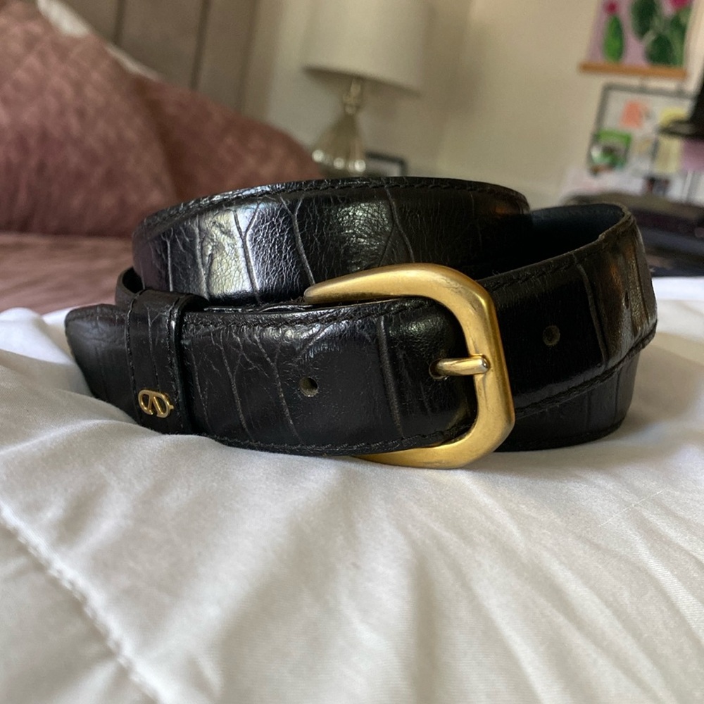 Valentino Garavani Italian leather belt
